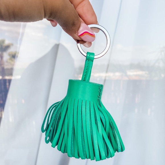 Hermes Accessories - HERMÈS Carmen keyring keychain